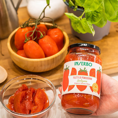 Organic tomato fillets in juice